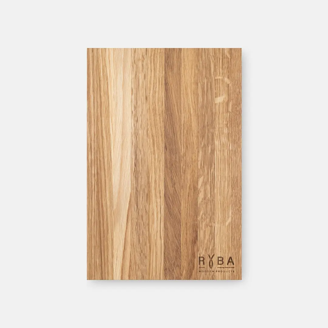 Dębowa trwała deska do krojenia codziennego użytku,Durable oak cutting board for everyday use 
