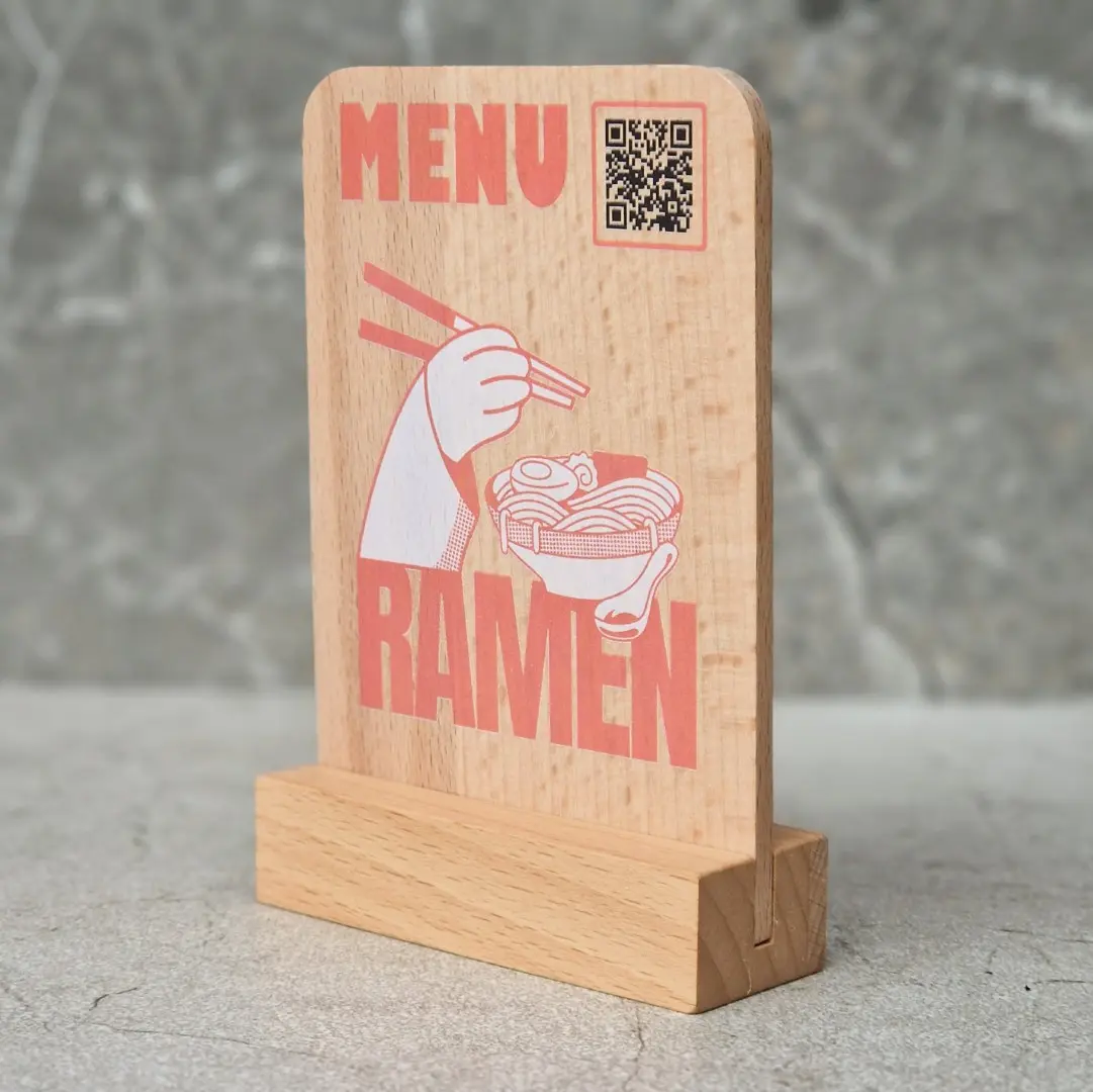 Stojak na menu z drewna do restauracji wyprodukowany w Polsce, Wooden menu stand for restaurants, manufactured in Poland