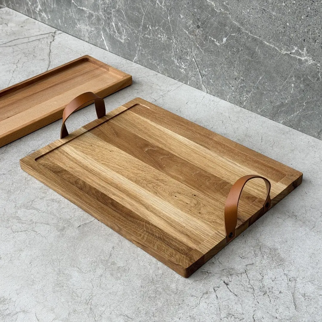Drewniana tacka ze skórzanym paskiem do serwowania,Wooden serving tray with a leather belt