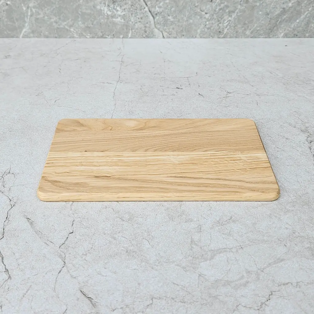 PL.00-9-01-00011-H deska śniadaniowa dębowa oak cutting breakfast board (1).webp