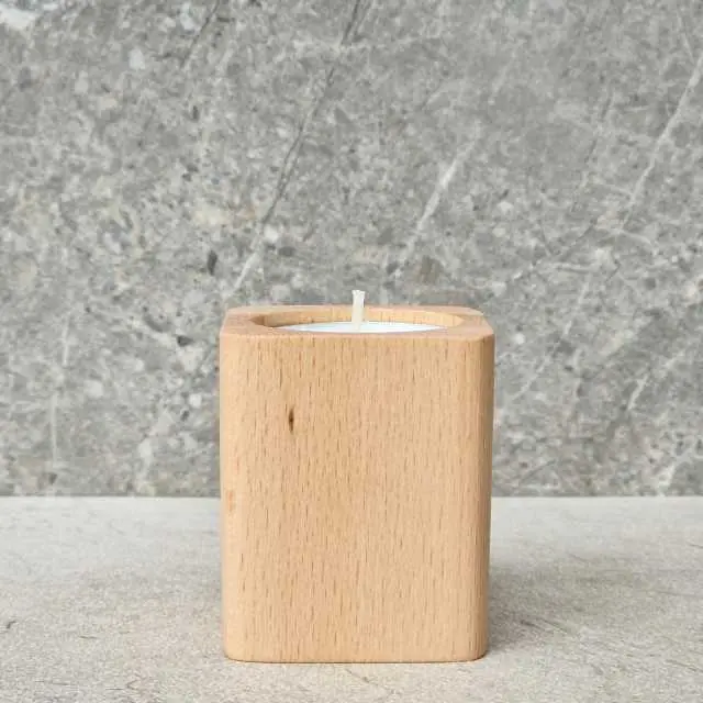 drewniany świecznik na tealight bukowy wooden candle holder beech small (1).webp