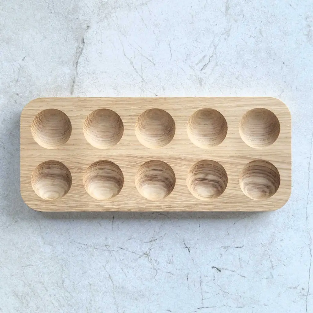 20-01-01034-H_4 drewniana tacka na jajka dębowa wooden tray for 10 eggs oak.webp
