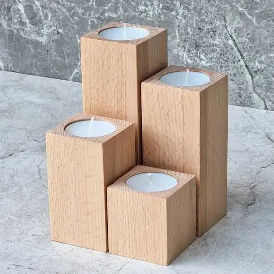 50-00-00902-03-S_1 drewniane świeczniki na tealight bukowe wooden candle holders beech set.webp
