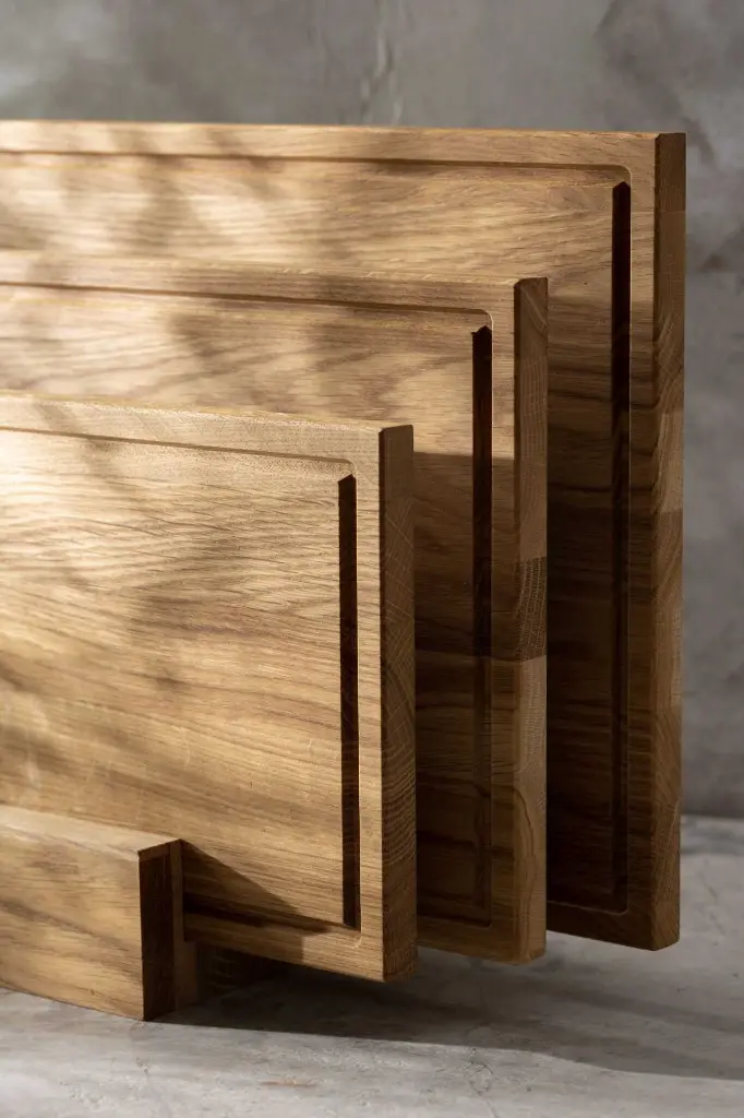 20-01-00463-H_3 INGE  drewniana deska do krojenia z rowkiem dębowa wooden cutting boards with groove oak (2).webp