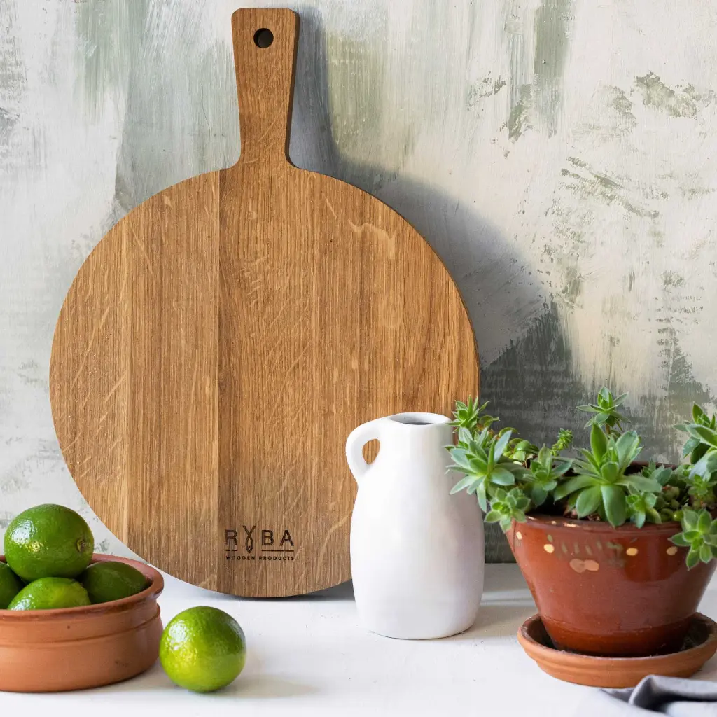 20-01-00039-H_3 drewniana deska do krojenia z rączką dębowa wooden cutting board with handle oak (5).webp