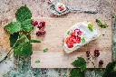 9-00-00011-O drewniana deska bukowa śniadaniowa wooden cutting board beech breakfast.webp