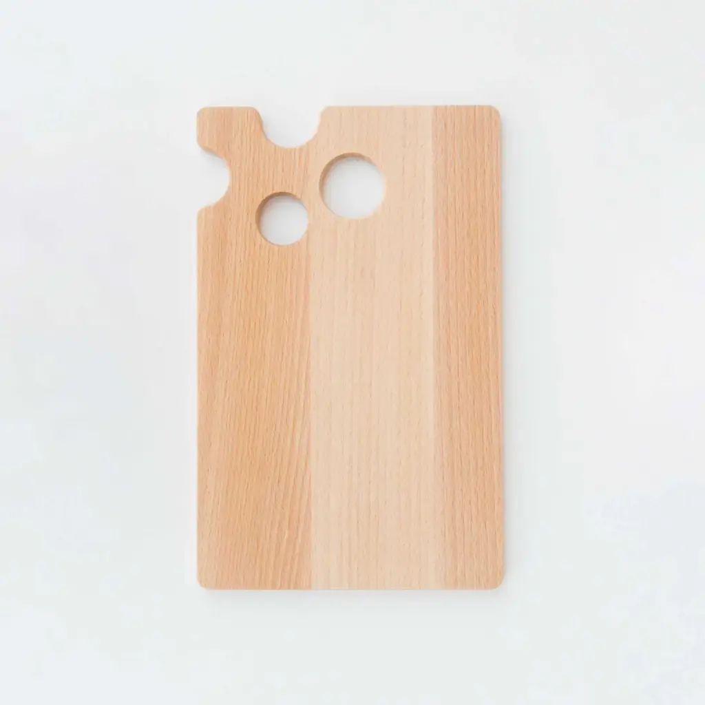 Beech cutting board cheese shape 240x150x9mm oiled