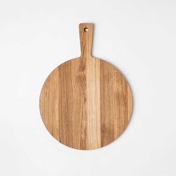 Oak cutting board with handle 395x290x20mm hard wax