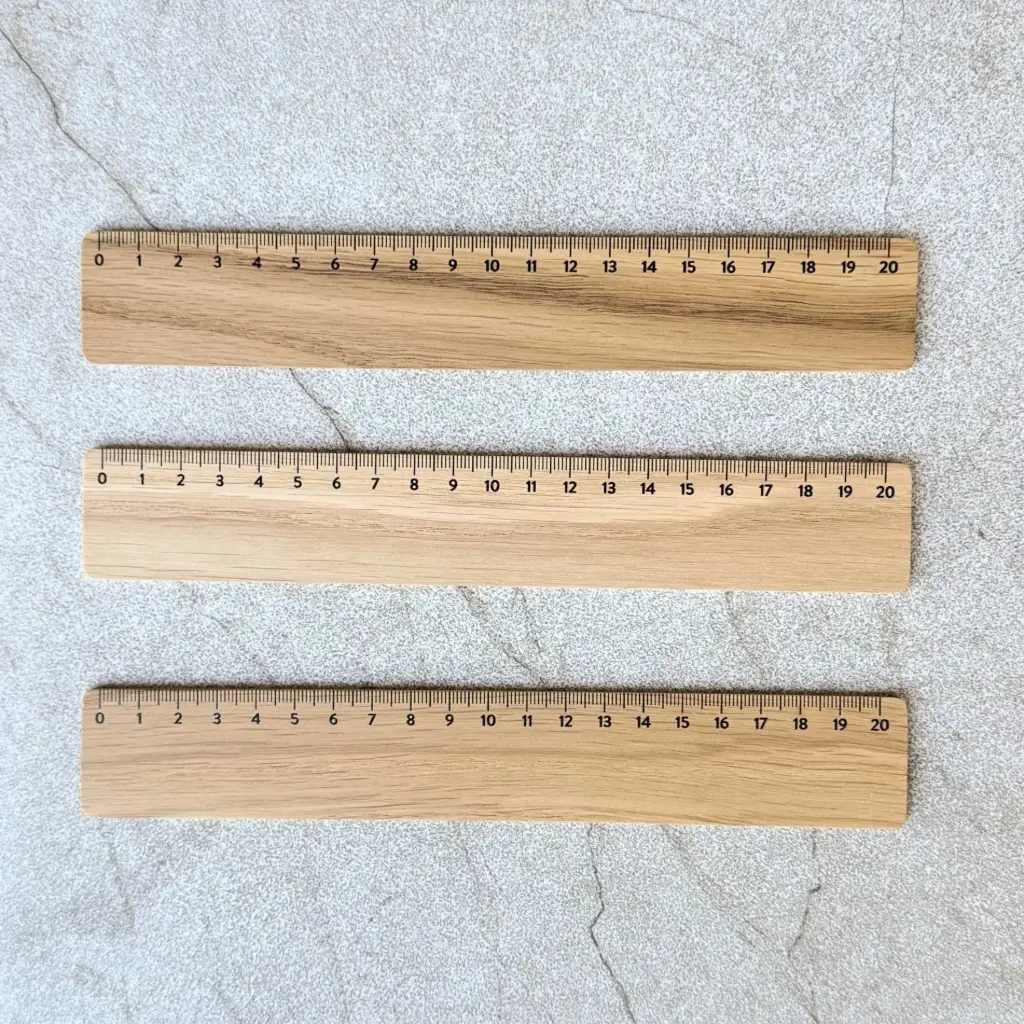 Oak ruler 20cm