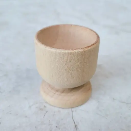[00640-S-025261] Bukowa podstawka kieliszek na jajko 50x50x45mm