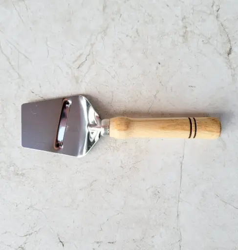 [00642-L-029452] Beech cheese slicer 175x55x15mm