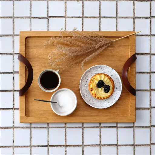 [DB20-041897-L-041900] Oak tray 400x300x20mm with leather handles